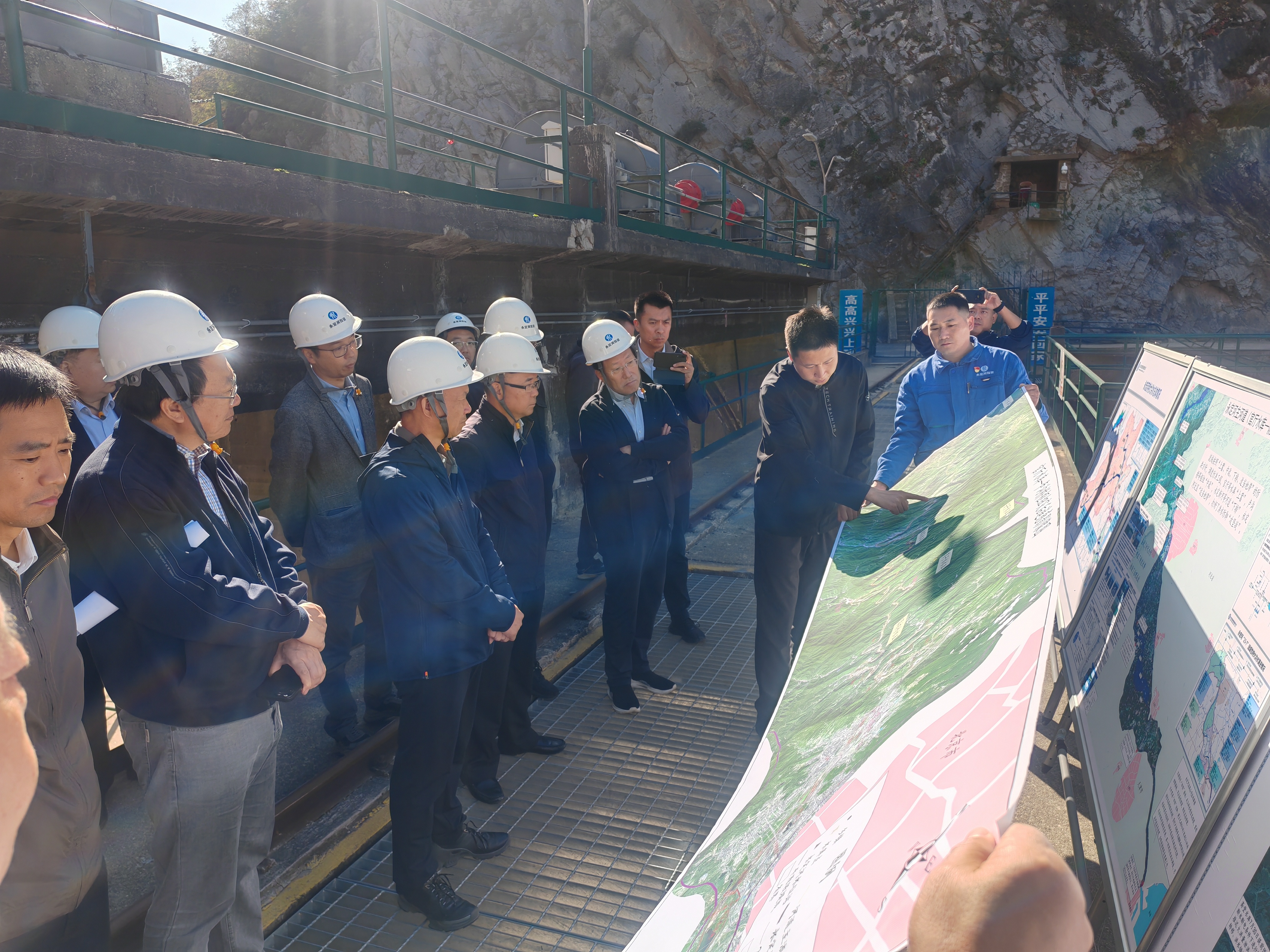 中國生態(tài)文明研究與促進會赴永定河門頭溝山峽段調研