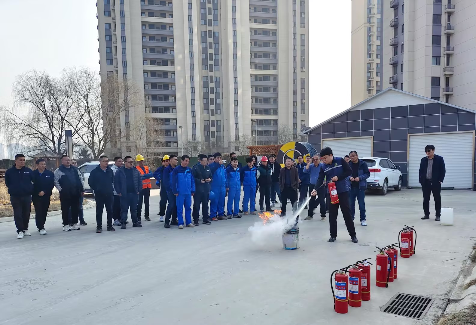 奮戰(zhàn)開門紅 | 廊坊分公司擰緊“安全閥” 護(hù)航“開門紅” 奮戰(zhàn)開門紅 | 廊坊分公司擰緊“安全閥” 護(hù)航“開門紅”